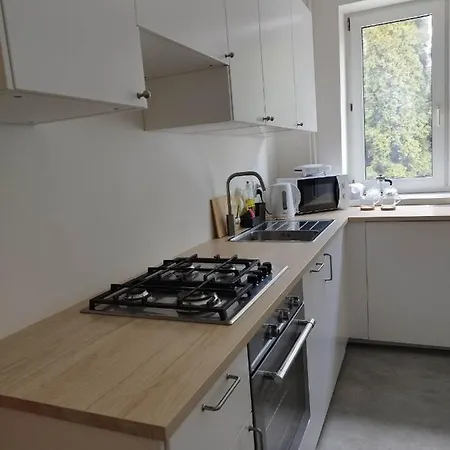 Pokoje, Na Wlochach, Ul. Nieduza Warsaw